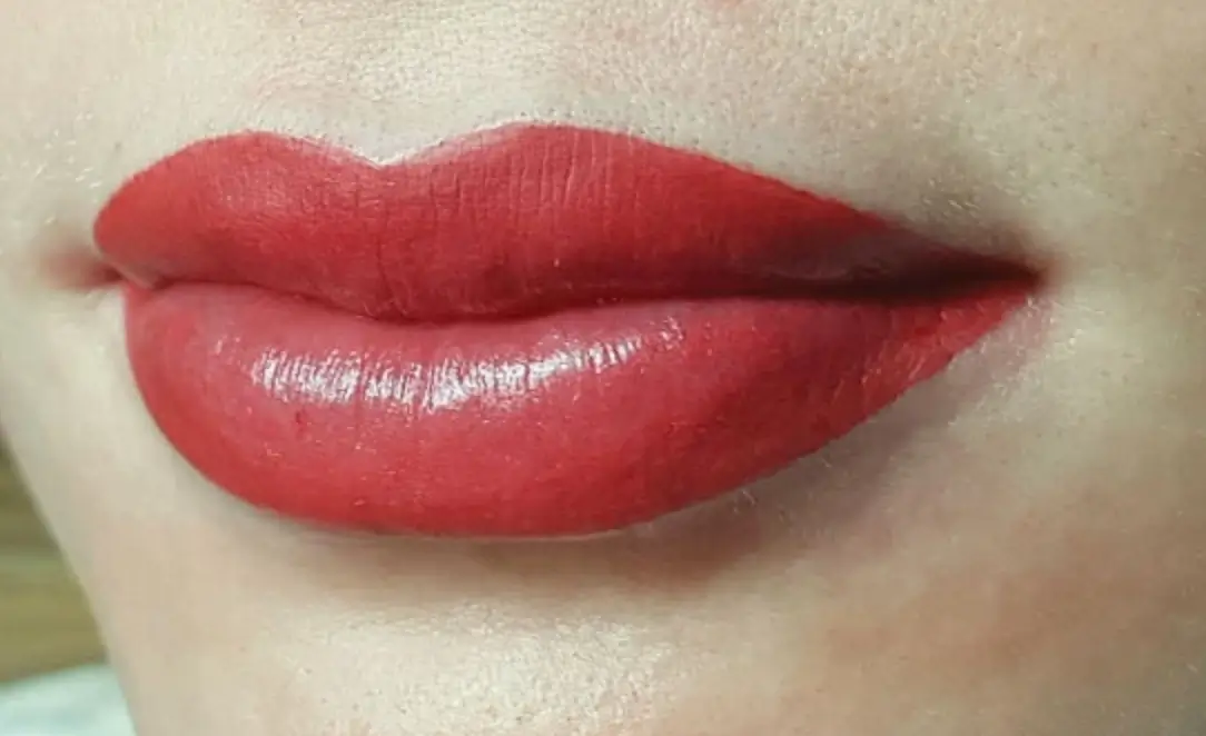 Superbright lips